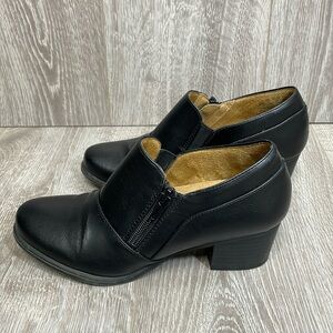 Natural Soul Charleen Ankle Boot Faux Leather Heeled 6M